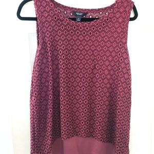 Sleeveless vera Wang top